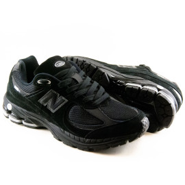 Демісезонні кросівки NB 2002 Black ліцензія чорний